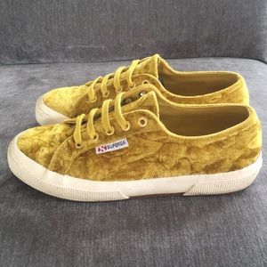 Size 38 SUPERGA sneakers in crushed velvet gold